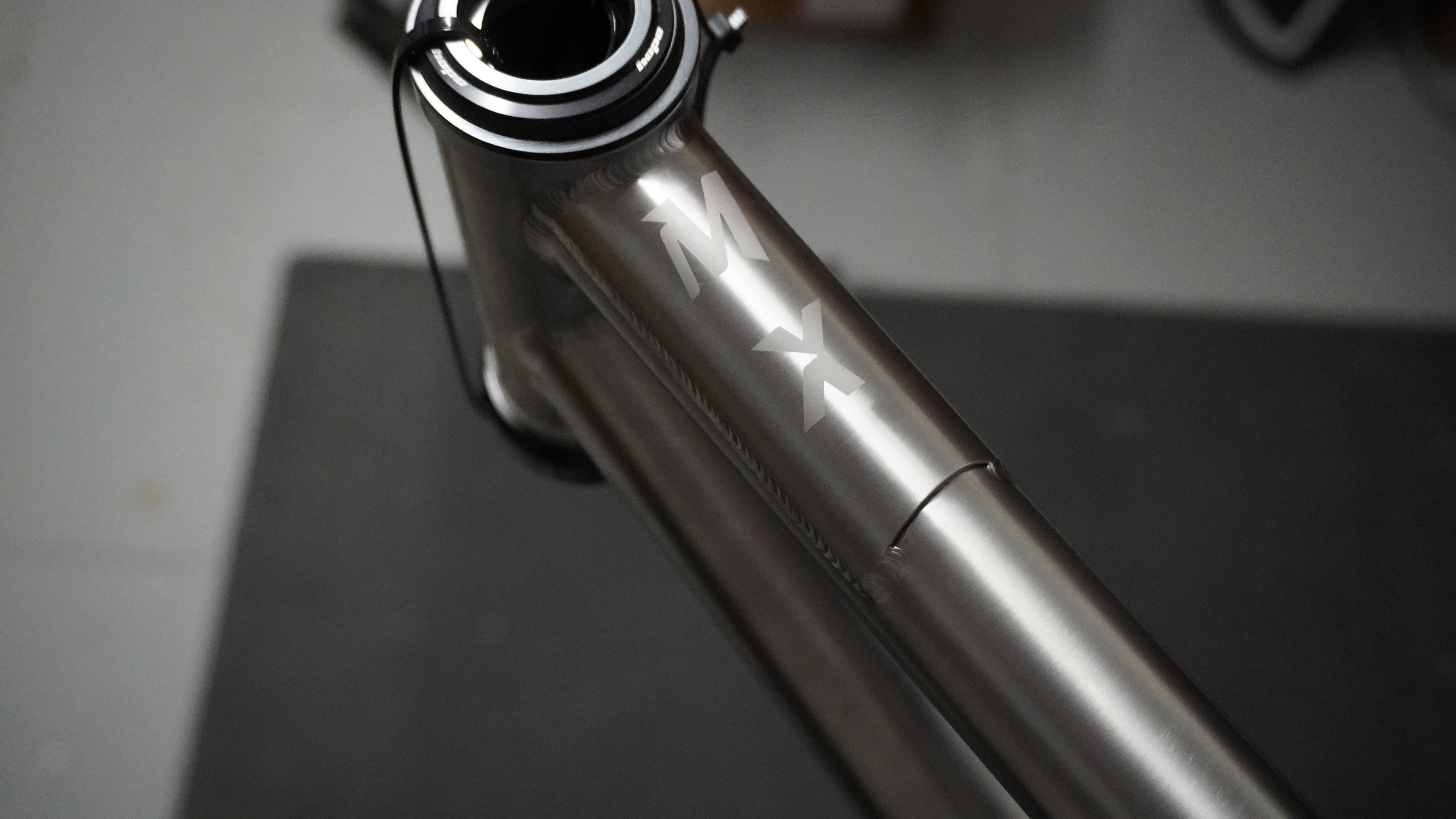 Chilli Dog (Titanium) - MX - Stock Frame