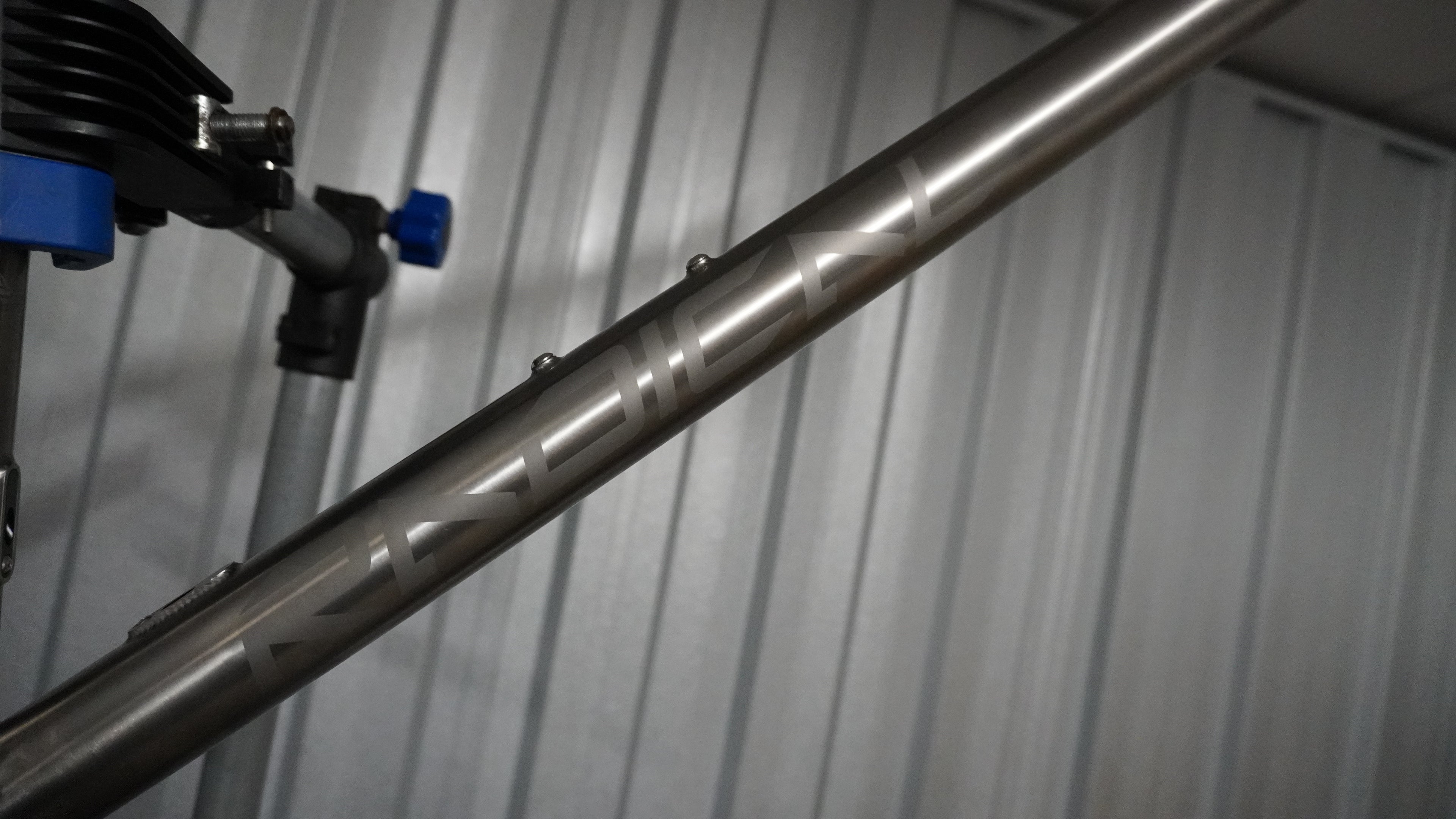 Chilli Dog (Titanium) - MX - Stock Frame